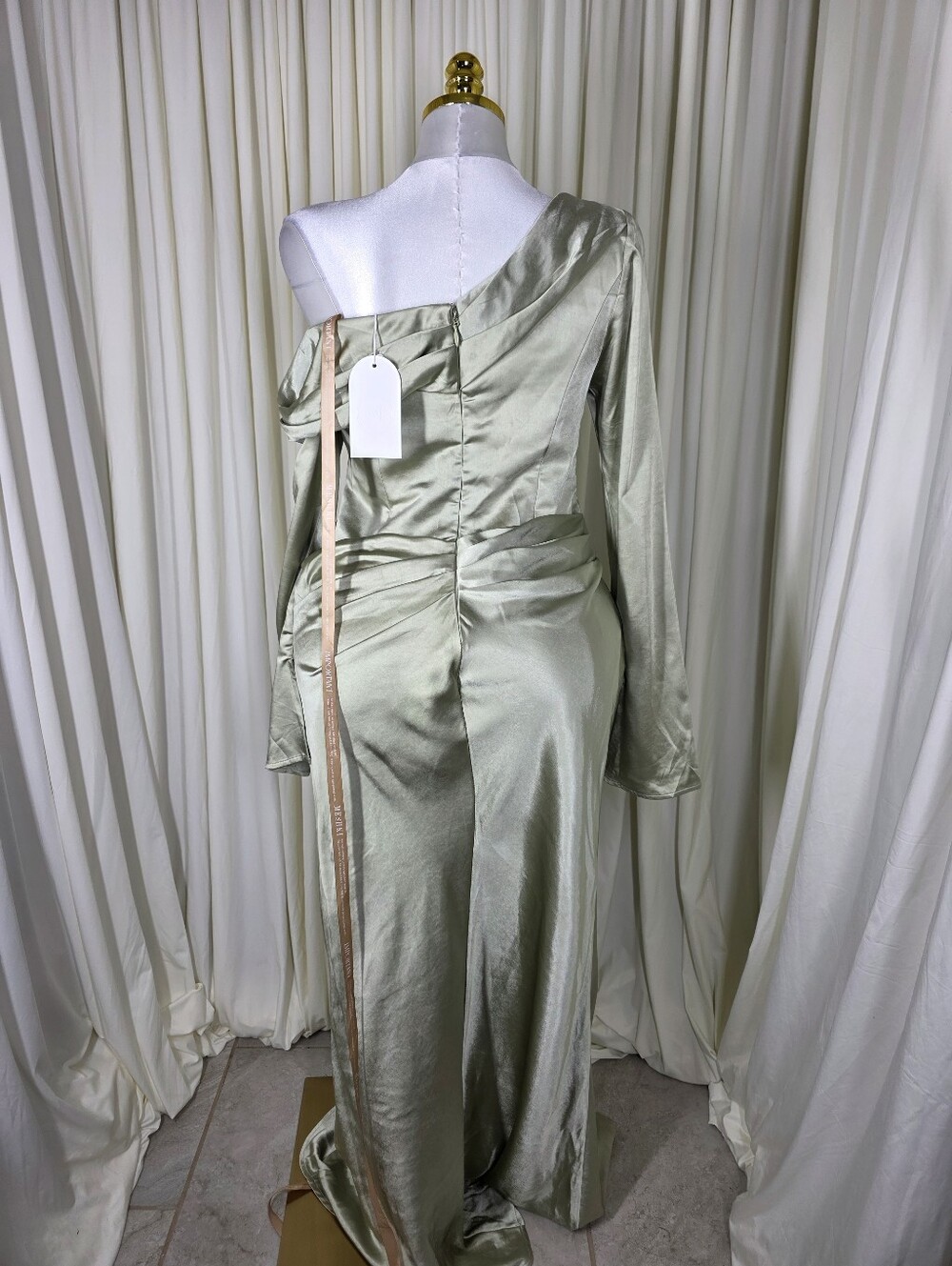 Meshki Iris Maxi Dress - Sage Satin One-Shoulder Long Sleeve XL NWT $259 - Picture 8 of 12